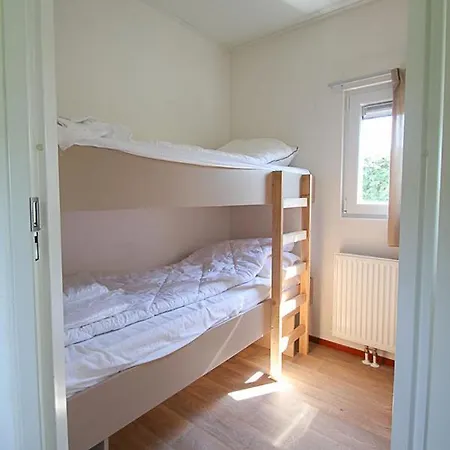Holiday Rentals Chalet Velsen-Zuid